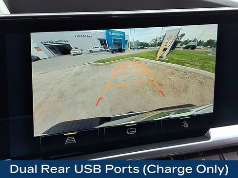 Used 2025 Chevrolet Silverado 1500 LT AWD/4WD image 13