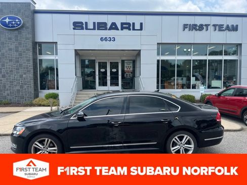 Used 2012 Volkswagen Passat TDI SEL Premium FWD image 1