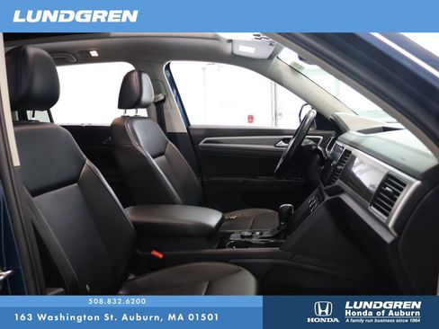 Used 2018 Volkswagen Atlas SEL image 16