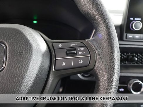 Used 2025 Honda CR-V EX image 4