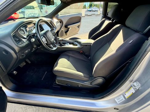 Used 2015 Dodge Challenger R/T w/ Quick Order Package 28B R/T RWD image 25