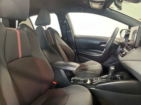 Used 2025 Toyota Corolla SE FWD image 10