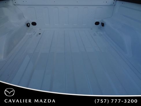 Used 2026 Jeep Gladiator Rubicon AWD/4WD image 13
