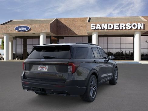 New 2026 Ford Explorer ST-Line w/ ST-Line Street Pack RWD image 8