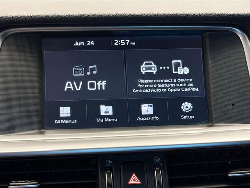 Used 2020 Kia Optima S w/ S Panoramic Sunroof Package FWD image 9
