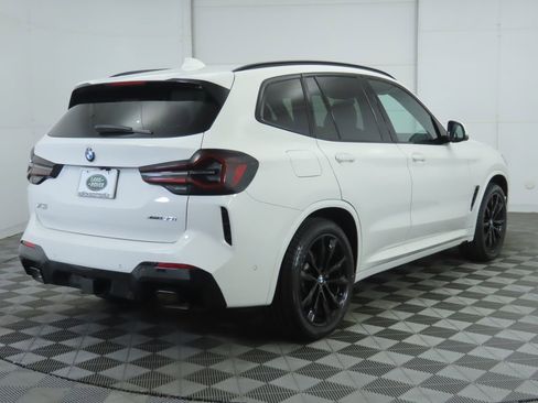 Used 2023 BMW X3 xDrive30i w/ M Sport Package image 5