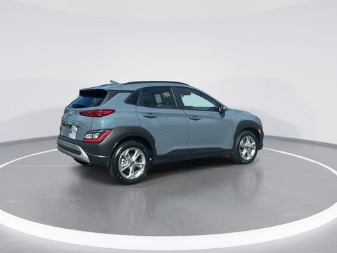 Used 2022 Hyundai Kona SEL w/ Cargo Package image 7