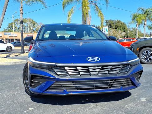 New 2026 Hyundai Elantra Sport image 2