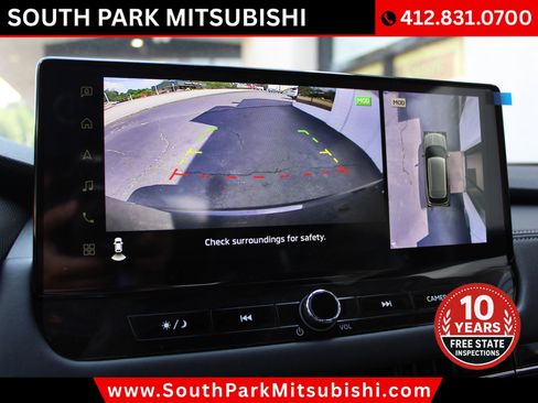 New 2025 Mitsubishi Outlander SE image 17