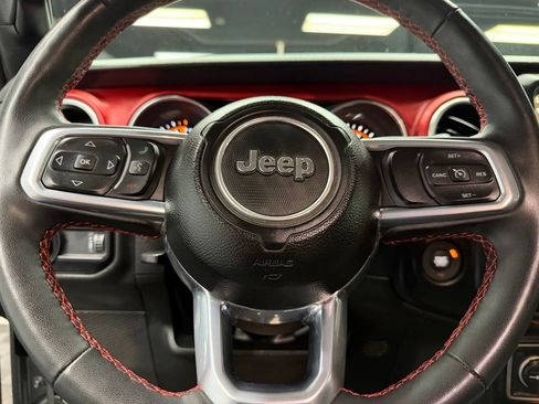 Used 2023 Jeep Gladiator Rubicon w/ LED Lighting Group AWD/4WD image 23