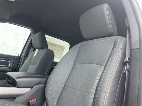 New 2026 RAM 2500 Big Horn AWD/4WD image 19