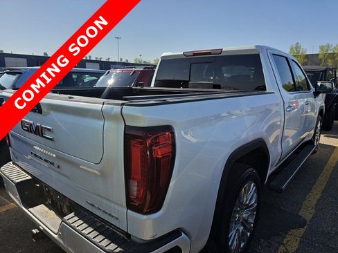 Used 2022 GMC Sierra 1500 Denali w/ Denali Premium Package image 4