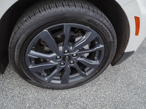 Used 2024 Chevrolet Equinox RS w/ LPO, Floor Liner Package FWD image 35