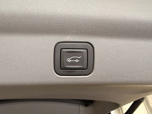 Used 2026 Cadillac Escalade IQL Sport 1 image 11