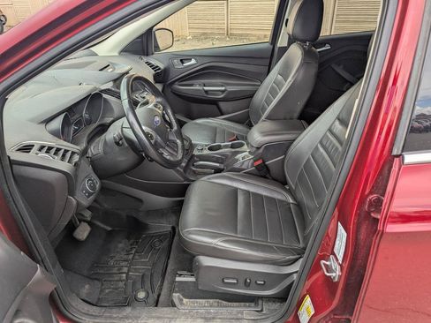 Used 2016 Ford Escape Titanium w/ Equipment Group 301A AWD/4WD image 10
