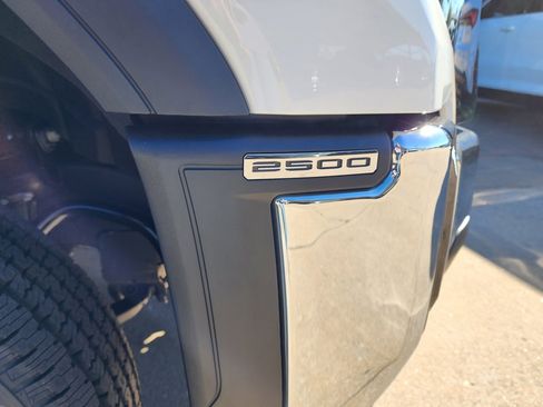 New 2026 GMC Sierra 2500 Pro w/ Convenience Package image 12