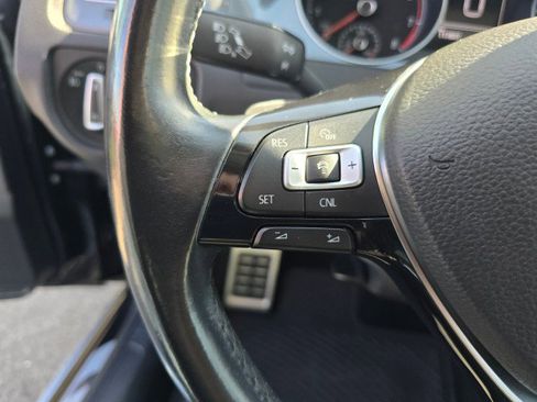 Used 2017 Volkswagen Golf Alltrack S image 30