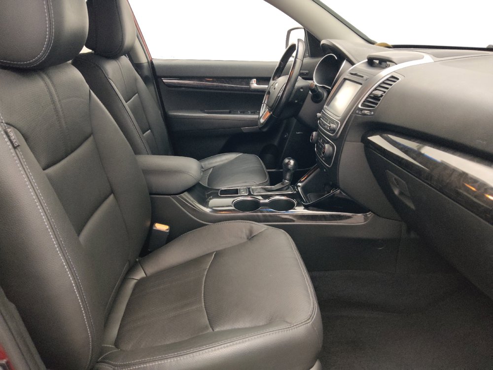 Used 2014 Kia Sorento SX FWD image 21