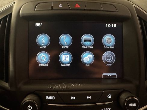 Used 2017 Buick Regal Sport Touring image 28