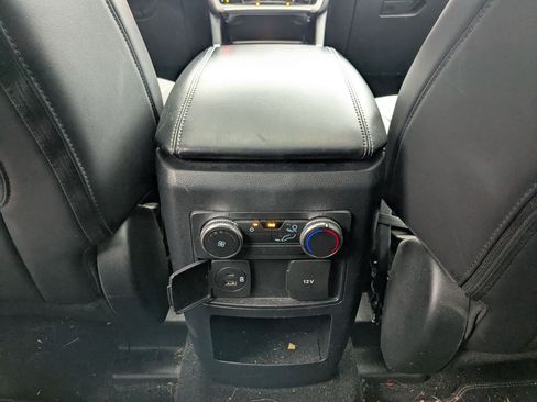 Used 2021 Ford Explorer XLT w/ Equipment Group 202A image 23