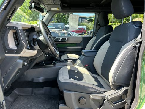 Used 2022 Ford Bronco Big Bend w/ Sasquatch Package AWD/4WD image 10