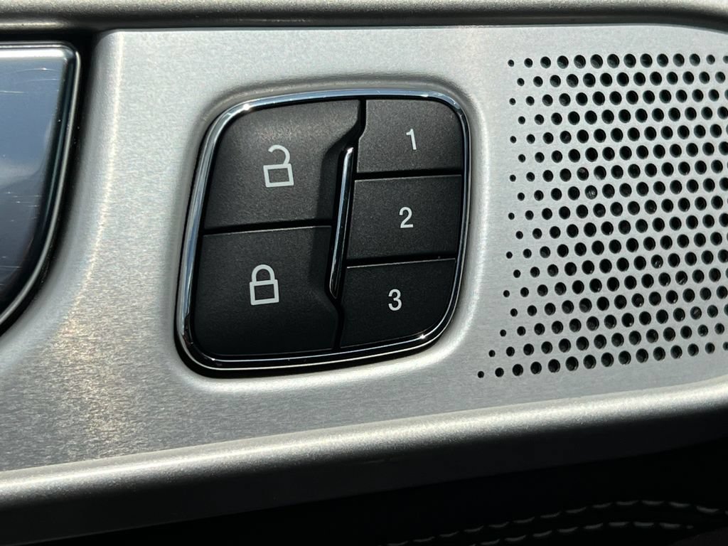 Used 2020 Ford Explorer ST w/ ST Street Pack AWD/4WD image 20