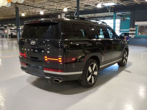 Used 2024 Hyundai Santa Fe Limited image 7