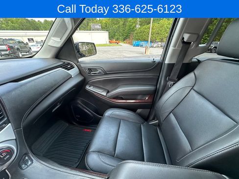 Used 2018 GMC Yukon XL SLT w/ Open Road Package AWD/4WD image 21