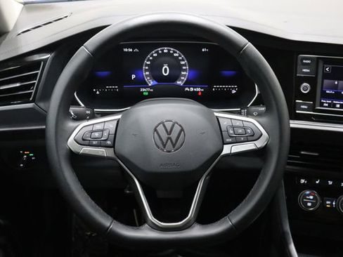 Used 2024 Volkswagen Jetta SE image 24