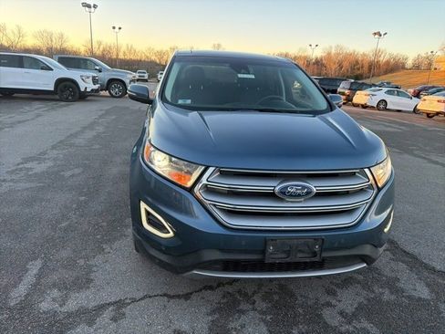 Used 2018 Ford Edge Titanium w/ Equipment Group 302A image 6