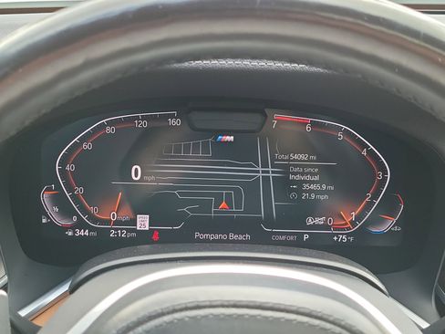 Used 2022 BMW 750i xDrive w/ M Sport Package image 24