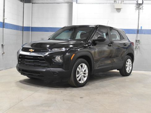 Used 2023 Chevrolet TrailBlazer LS FWD image 7