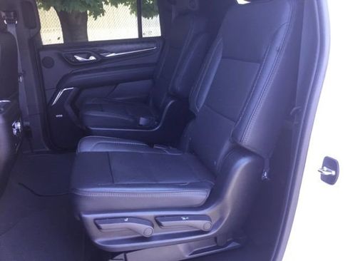 Used 2024 GMC Yukon XL Denali image 22