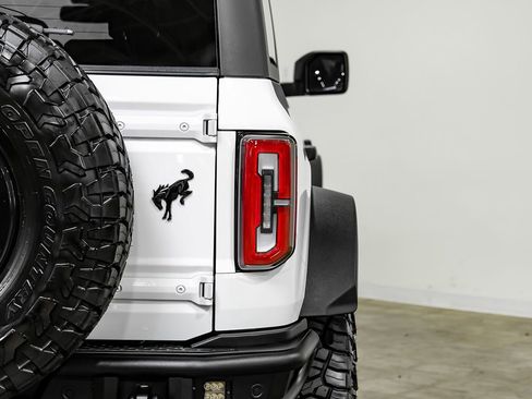 Used 2023 Ford Bronco Wildtrak AWD/4WD image 56