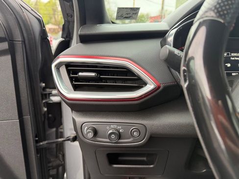 Used 2023 Chevrolet TrailBlazer RS FWD image 14