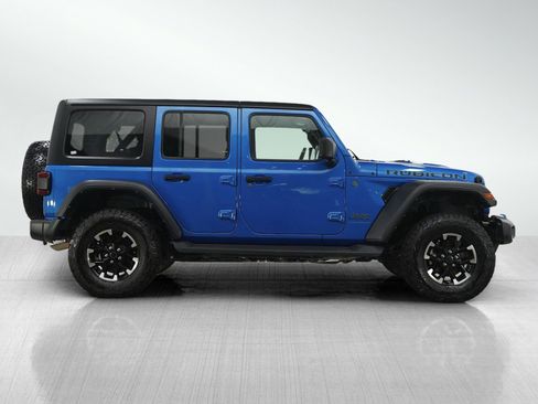 Used 2024 Jeep Wrangler Unlimited Rubicon 4xe w/ Technology Group AWD/4WD image 6