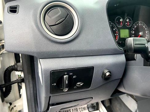 Used 2013 Ford Transit Connect XLT image 16