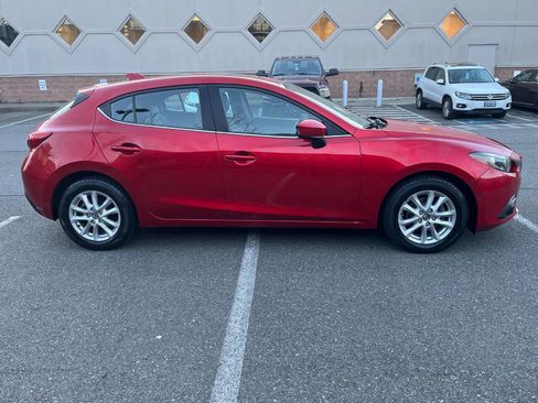 Used 2015 MAZDA MAZDA3 i Grand Touring image 6
