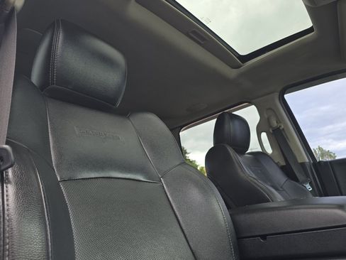Used 2014 RAM 3500 Laramie AWD/4WD image 16