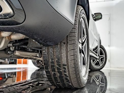 Certified 2025 Mercedes-Benz GLE 580 4MATIC image 50