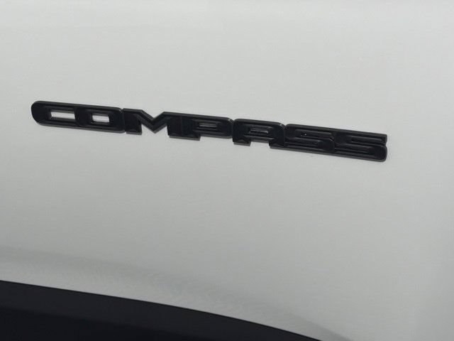 New 2026 Jeep Compass Latitude AWD/4WD image 3