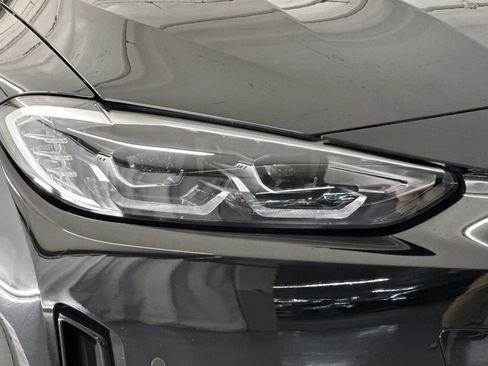Used 2023 BMW i4 eDrive35 RWD image 11
