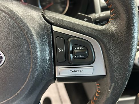Used 2017 Subaru Crosstrek 2.0i Premium AWD/4WD image 10