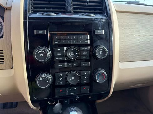 Used 2012 Ford Escape Limited image 11