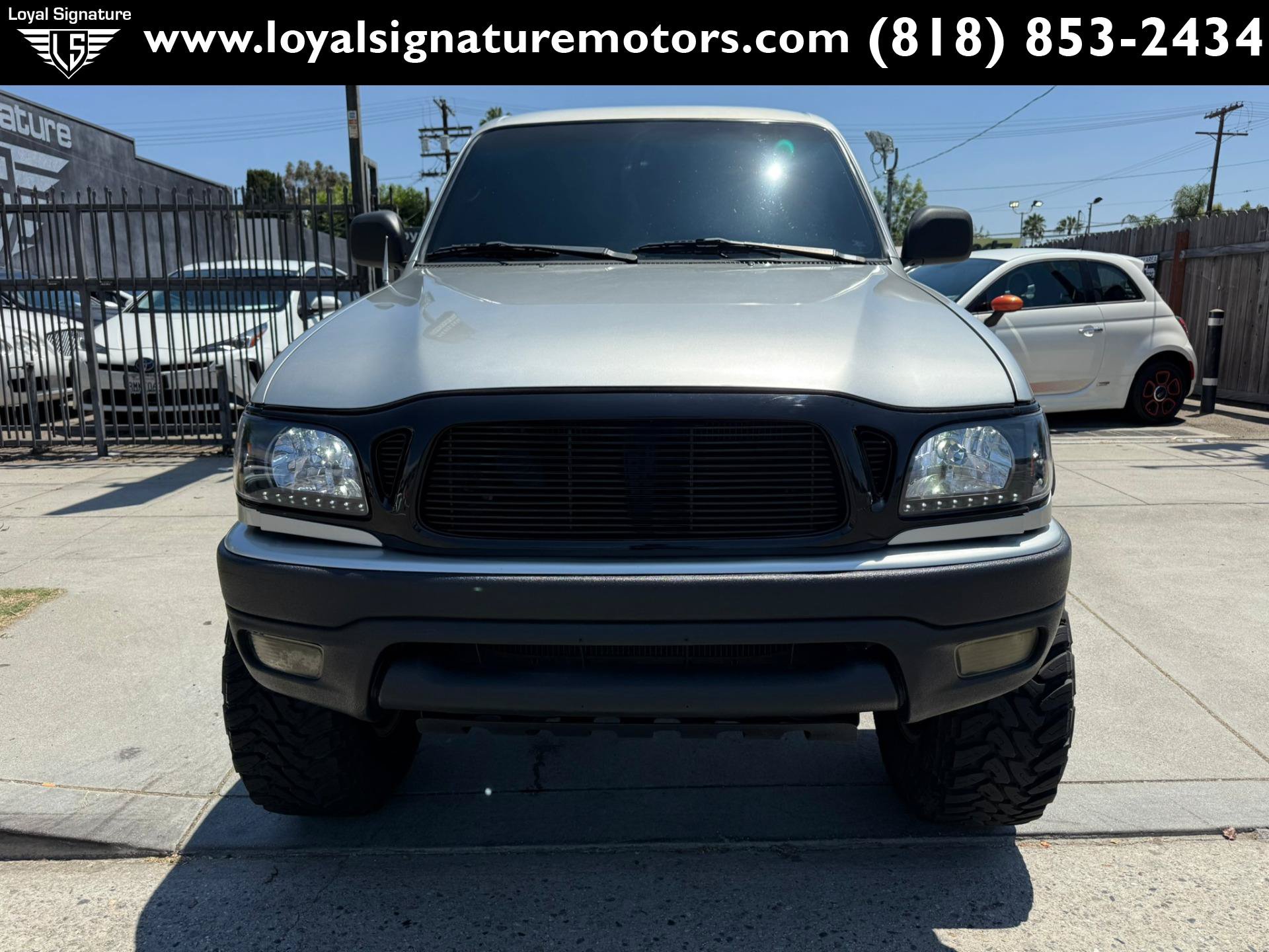 Used 2001 Toyota Tacoma PreRunner w/ SR5 Pkg w/ Chrome Pkg RWD image 2