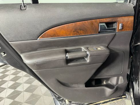 Used 2015 Lincoln MKX AWD w/ Equipment Group 102A image 46