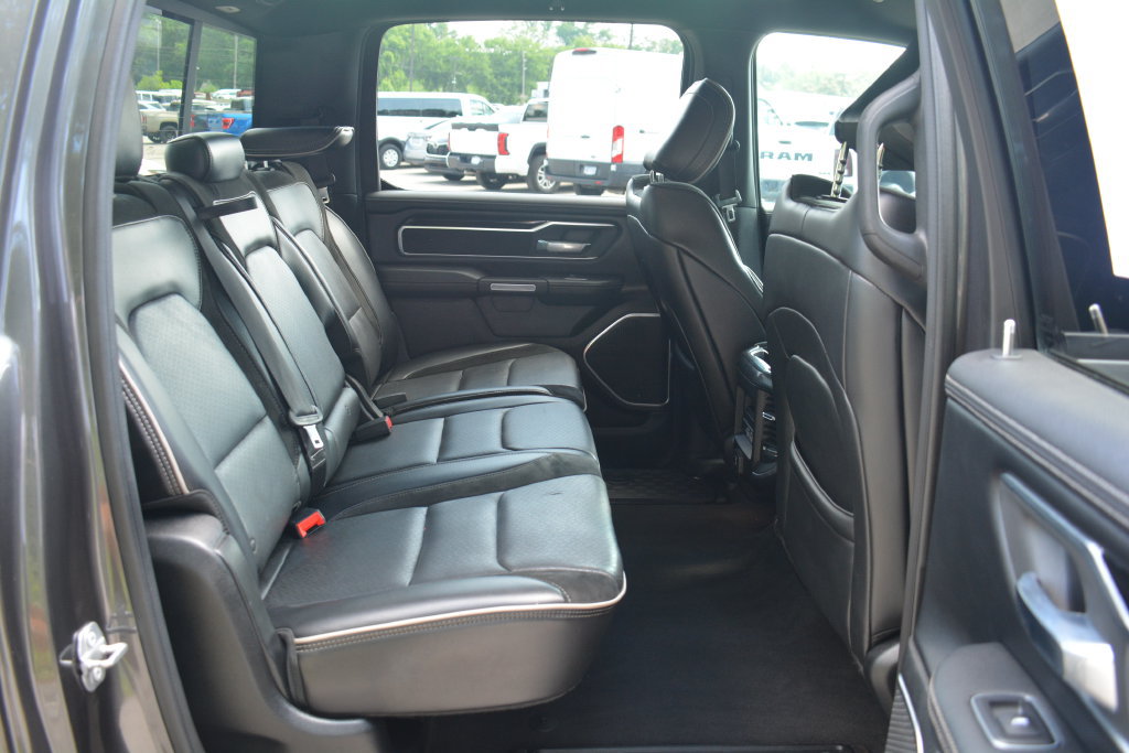 Used 2019 RAM 1500 Laramie w/ Sport Appearance Package AWD/4WD image 20
