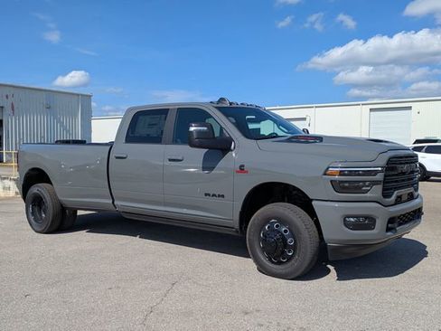 New 2026 RAM 3500 Laramie AWD/4WD image 2
