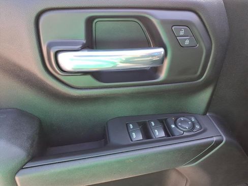 Used 2021 Chevrolet Silverado 1500 Custom AWD/4WD image 19