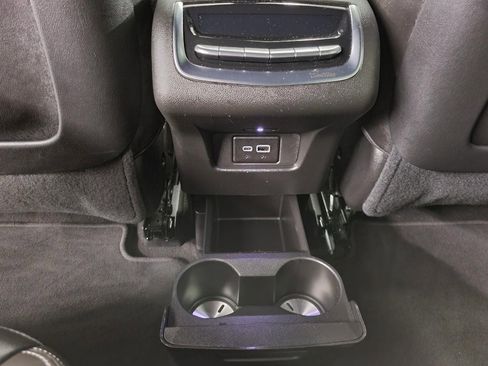 Certified 2025 Cadillac XT6 Premium Luxury image 24